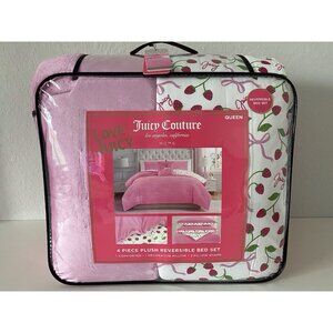 4 Pc Juicy Couture QUEEN Reversible Comforter Set Plush Pink Strawberries & Bows